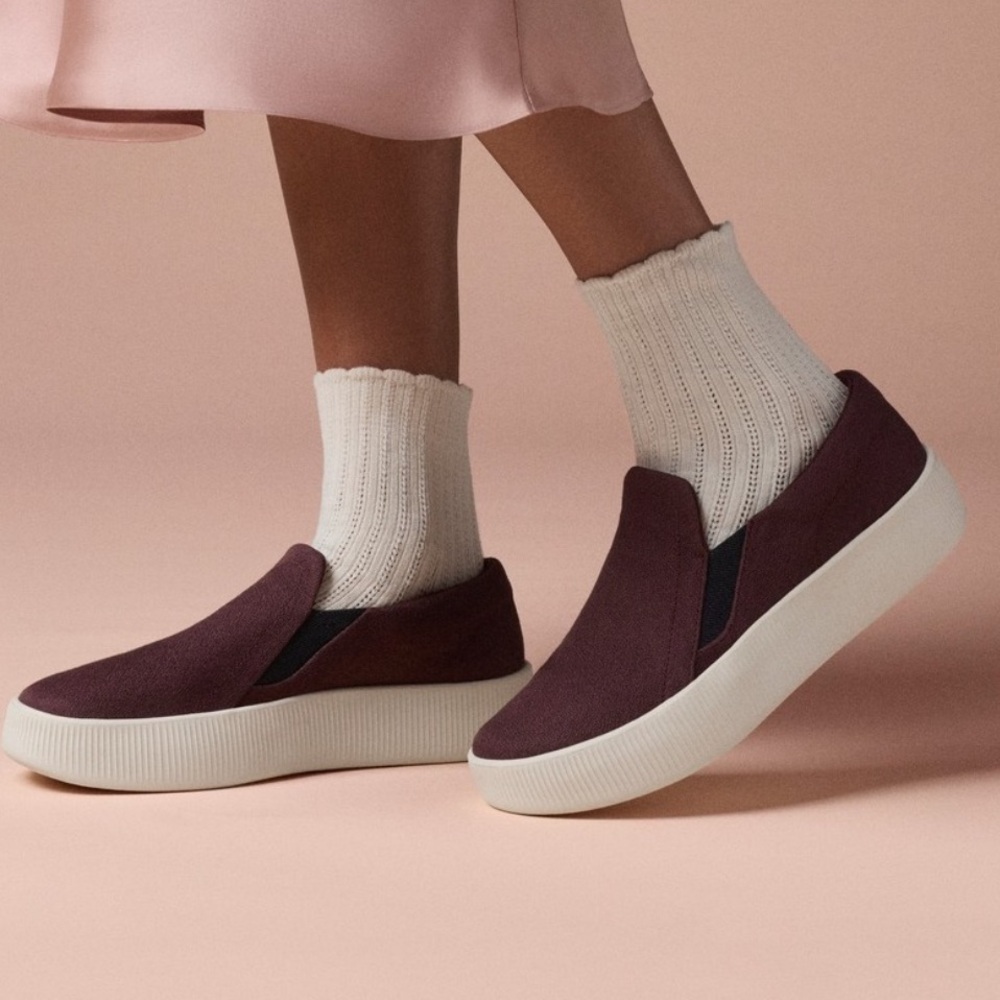 Allbirds Lounger Lift in Maroon